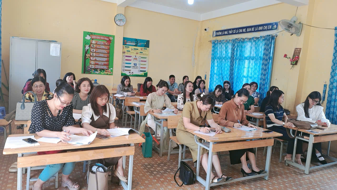 gen n z7028251853742 c8b7e45845fb8628f4311e8c34aac937