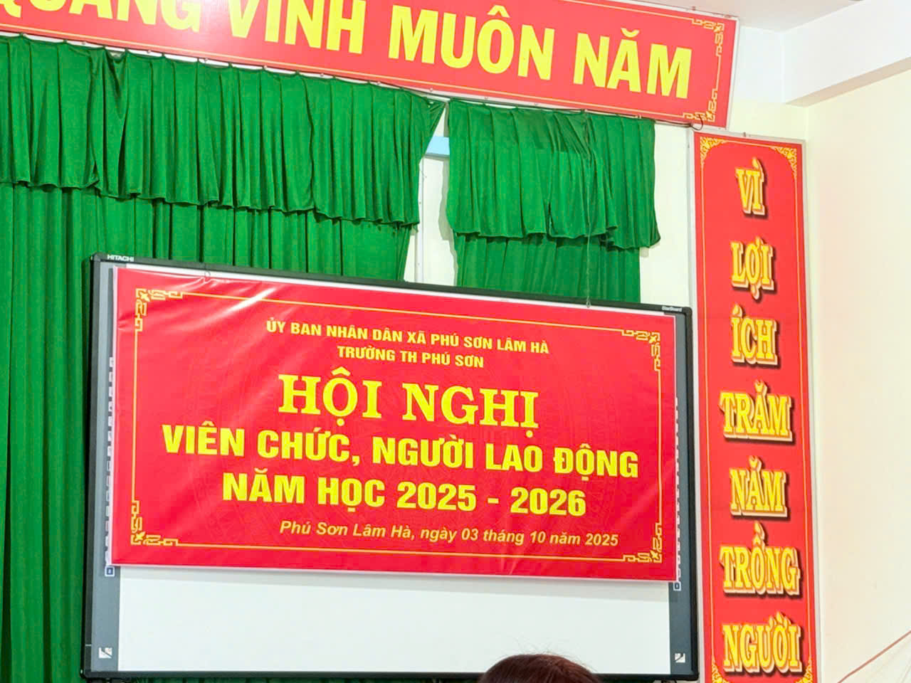 TRƯỜNG TIỂU HỌC PHÚ SƠN TỔ CHỨC HỘI NGHỊ VIÊN CHỨC VÀ NGƯỜI LAO ĐỘNG NĂM HỌC 2025-2026